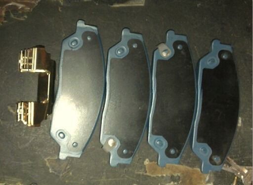 Q Chapas de travão 04465-06090 para Toyota Camry 2011- com o n.o de referência 8DB 355 020-741