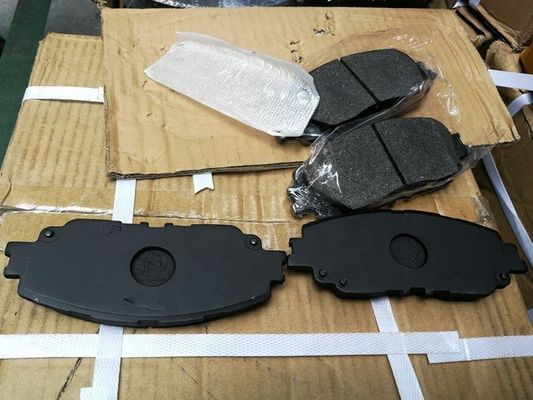 04465-33480 Pad de disco de freio dianteiro para Toyota Camry 2018 Instalação de carro e frenagem suave