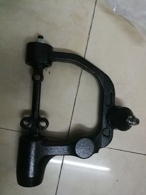 OEM Standard Control Arm 54525-VW100 54545-VX100 para Nissan Urvan E25