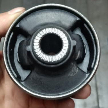 4013A426 Control Arm Bush para Mitsubishi ASX Melhorar a sua experiência de condução