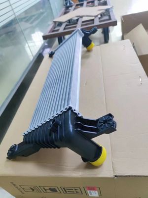 Núcleo INTERCOOLER de alumínio para Ford Ranger 2012 5271339 AB399L440AD Mazda BT50 OEM
