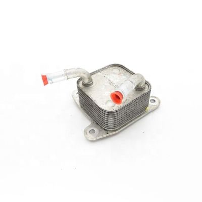Modelo de carro para Mitsubishi L200 Tritons KJ T KK T KL T 2015- Refrigerador de óleo do motor 1240A100