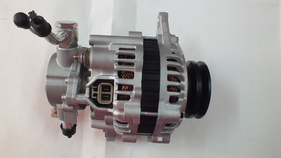 MD366052 4D56 Alternador de motor para Mitsubishi l200 A3T07483 MD162964 A003T07483 37300-42350
