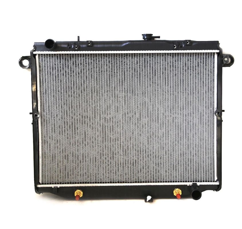 Top- Auto radiador de montagem ADT398102 para Toyota Lexus Landcruiser 100 16400-50210