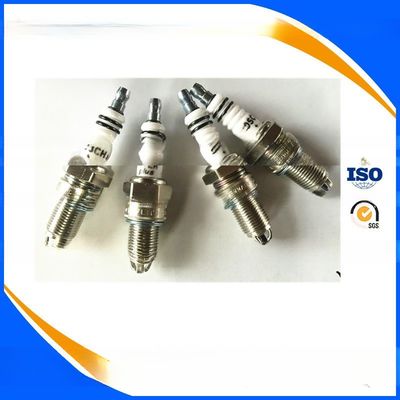 WR7LTC 2 Spark Plug VW Spark Plug GOL Modelo de carro para melhorar o desempenho do motor